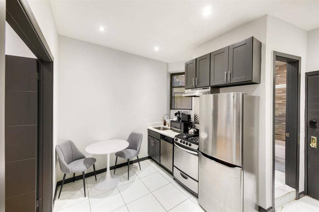 3 BR in New York City