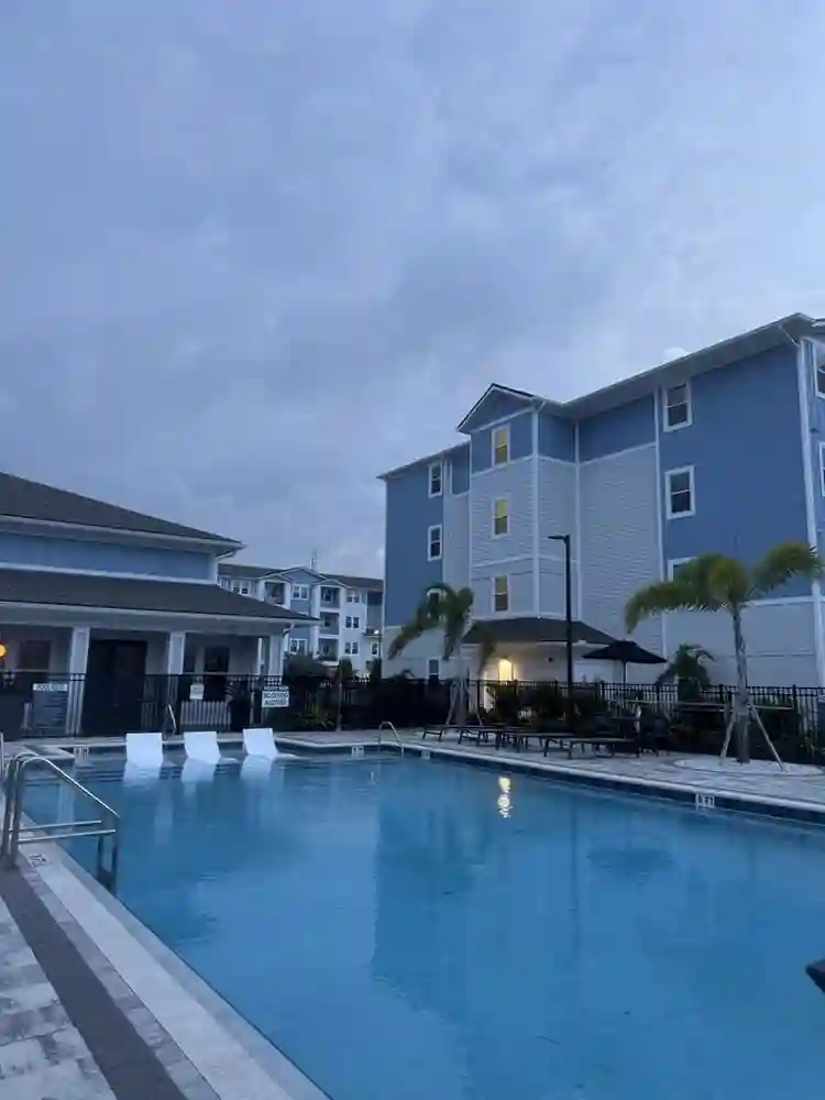 Bright private Bed/Bath Rockledge