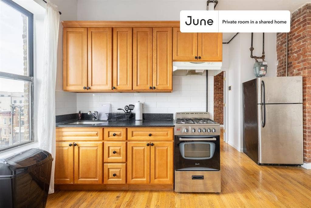 2 BR in New York City