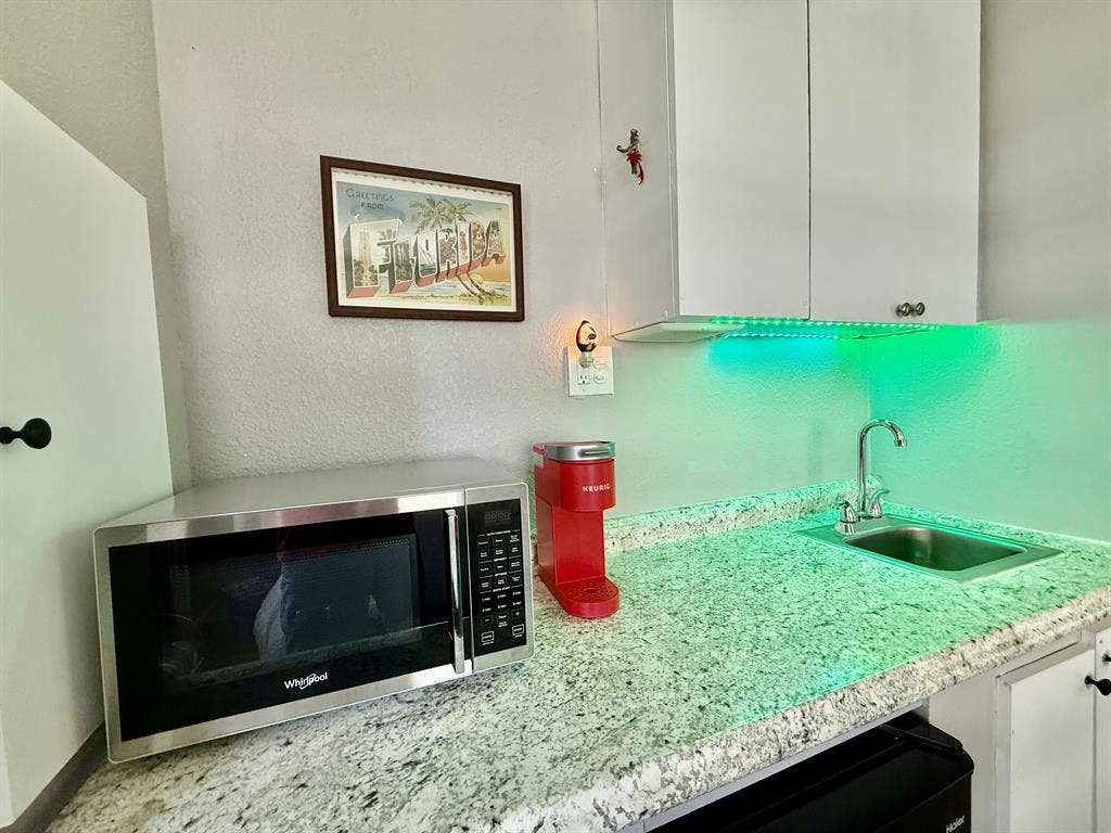 Private- Furnished -All included