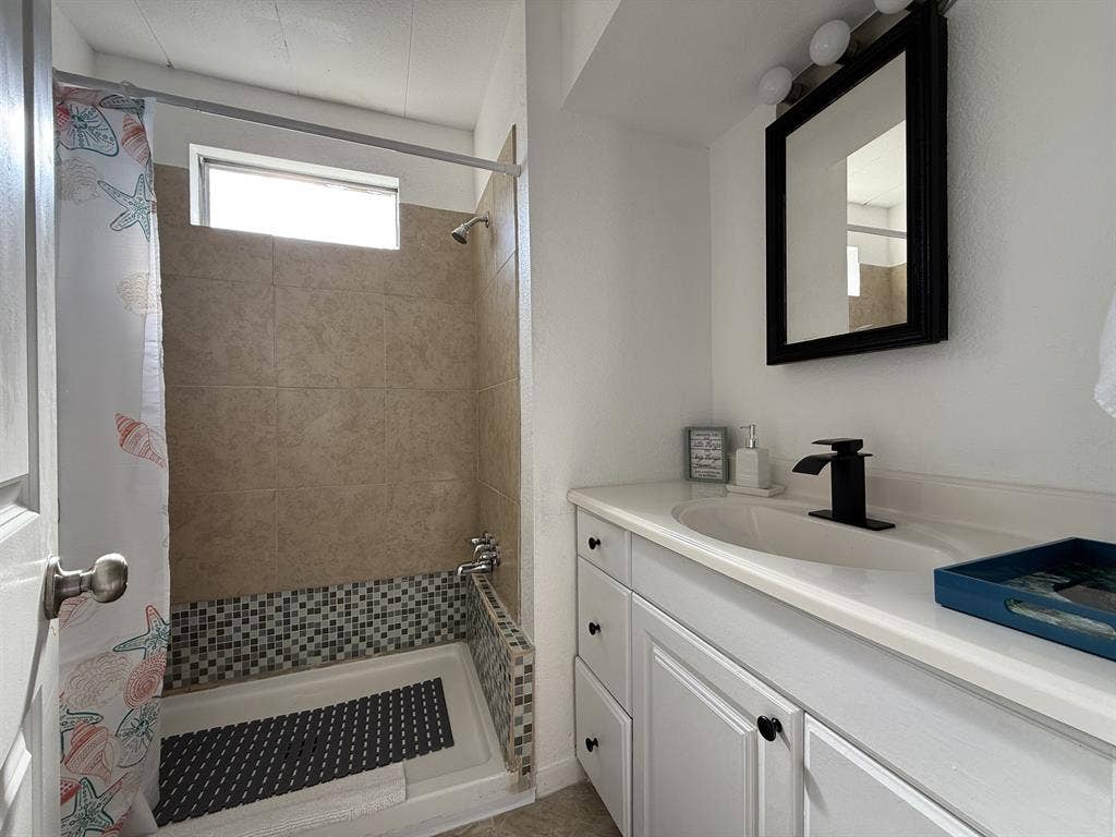 Private- Furnished -All included