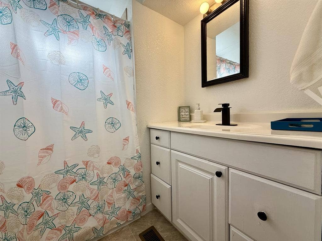 Private- Furnished -All included