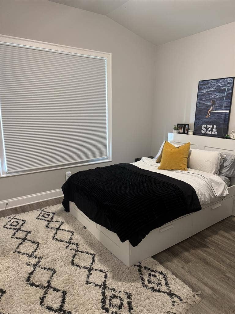 3 bed room and 2 bath house