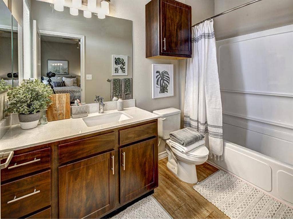 UClub Townhomes - Spring