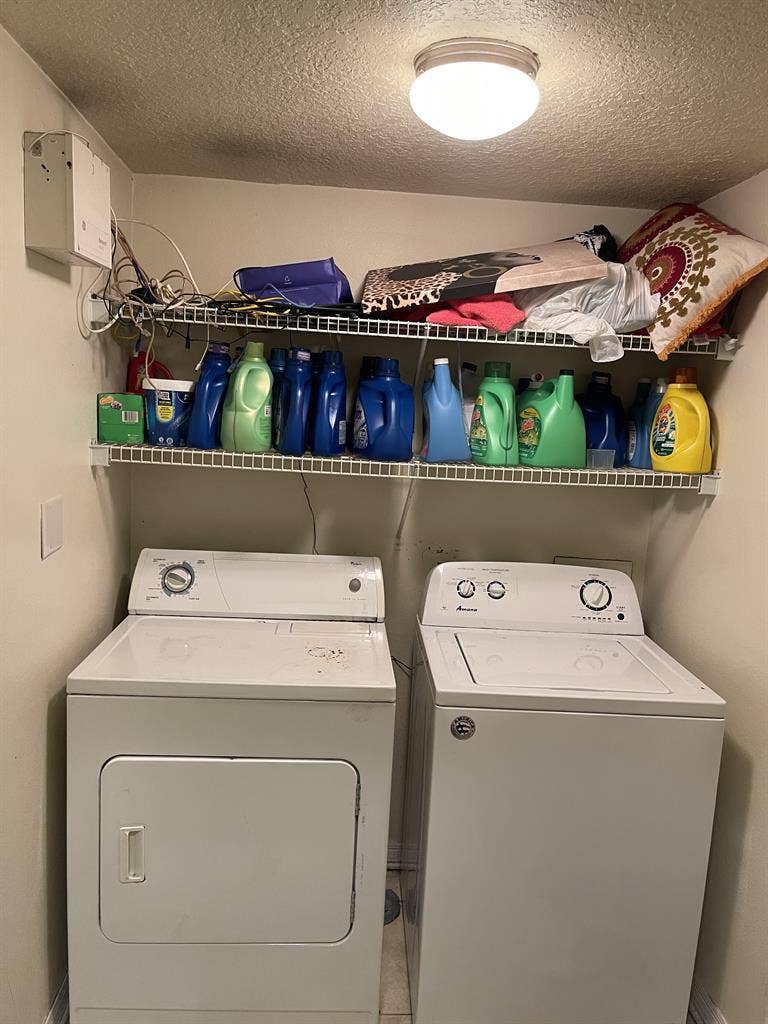 Subleasing x4(ALL GIRLS)