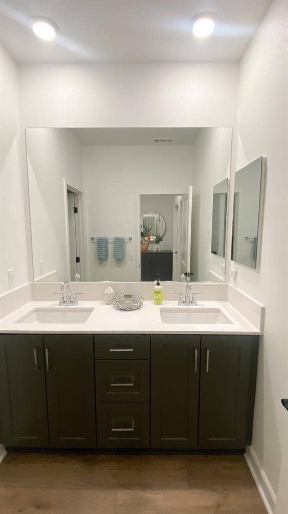 New Modern Smart Home