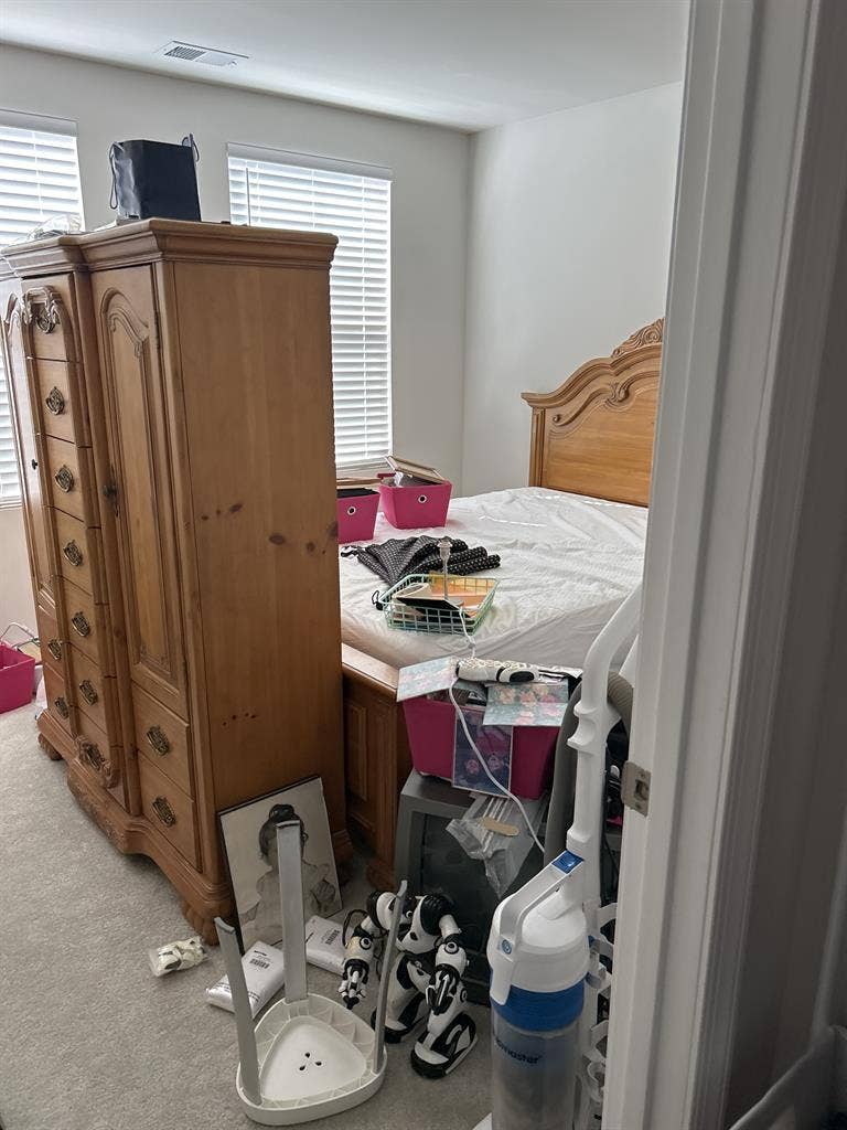 Female Roommate over  wanted