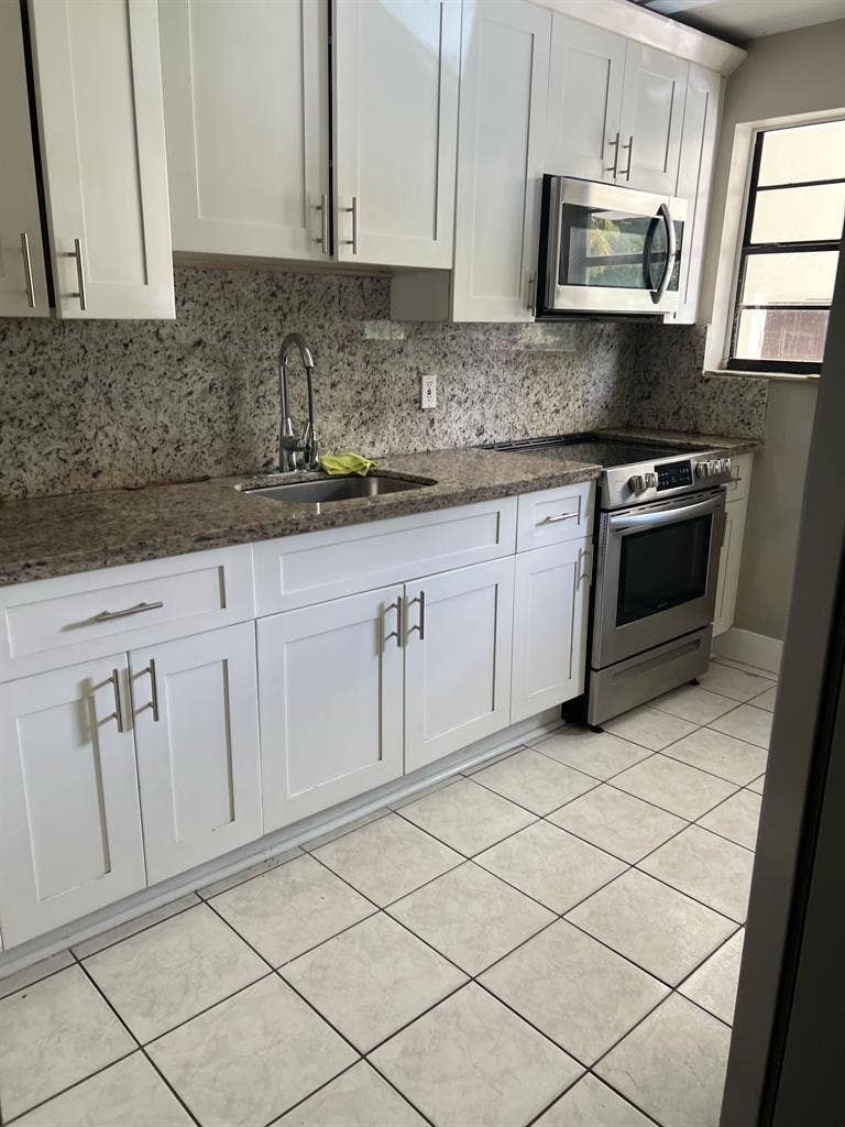 Bella habitacion amueblada Aeropuer