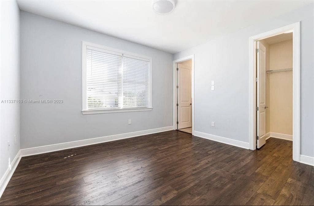 2 luxury spacious rooms for rent