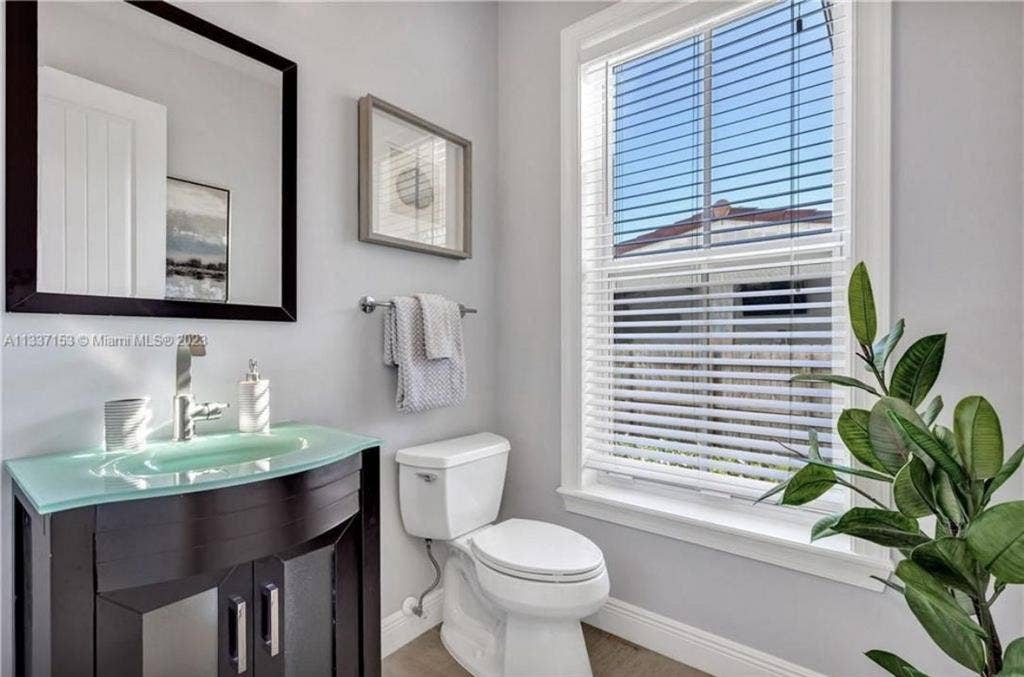 2 luxury spacious rooms for rent