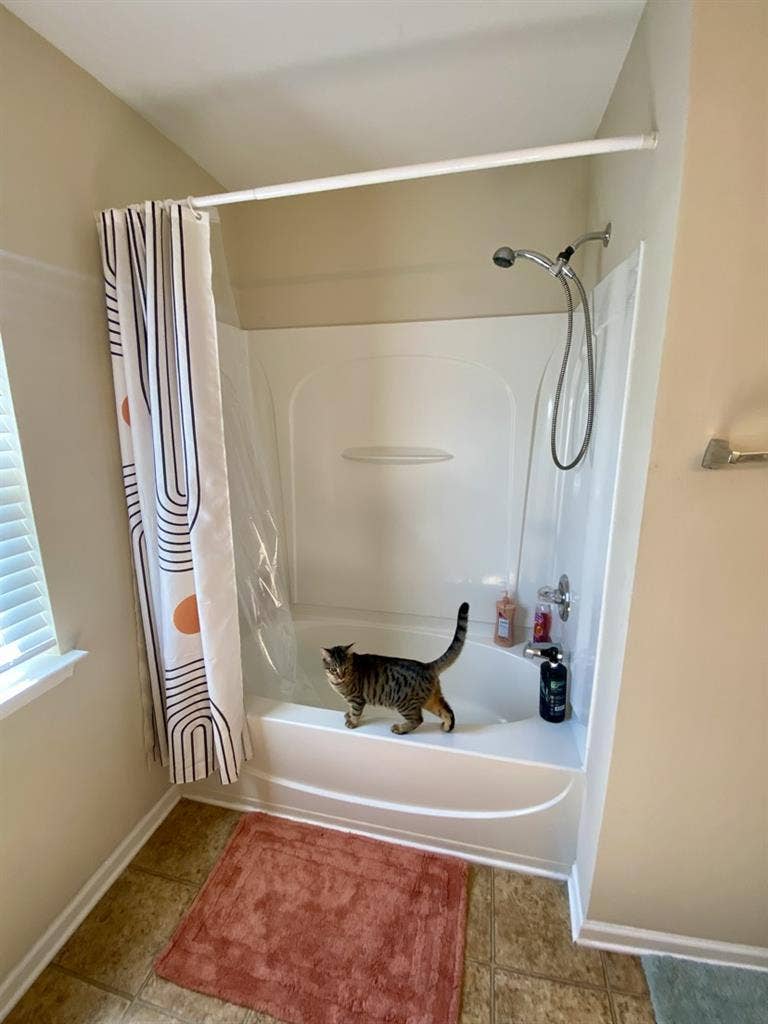 Bedroom for rent in  sqft home