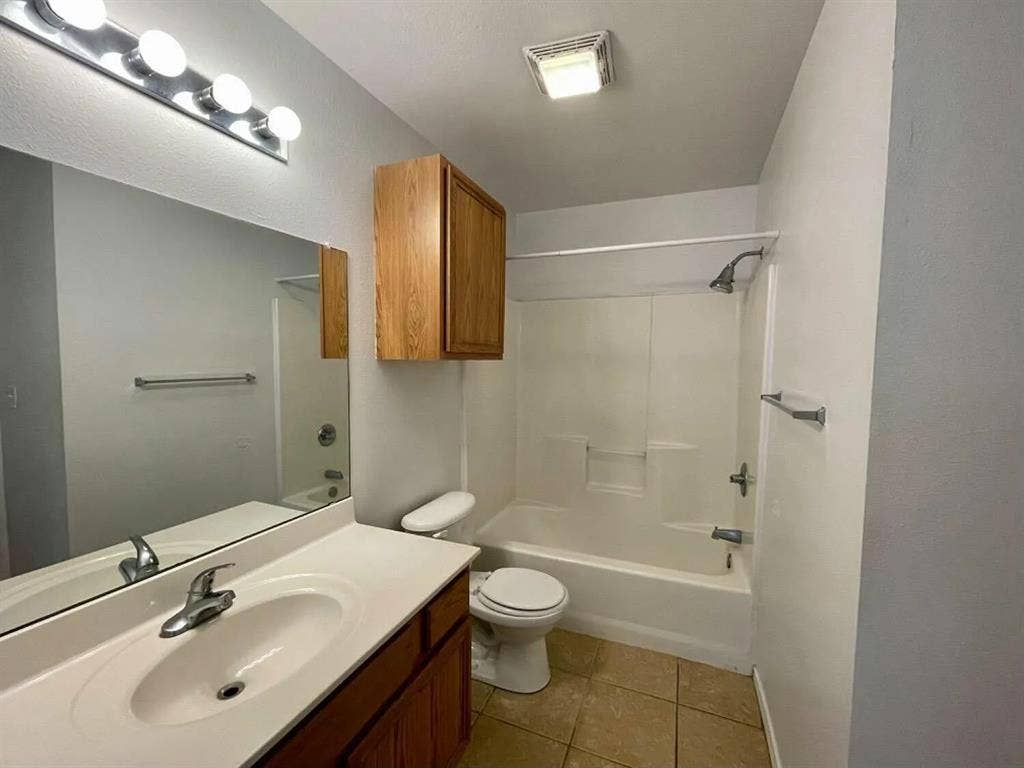 🏡  Bath Home for Rent