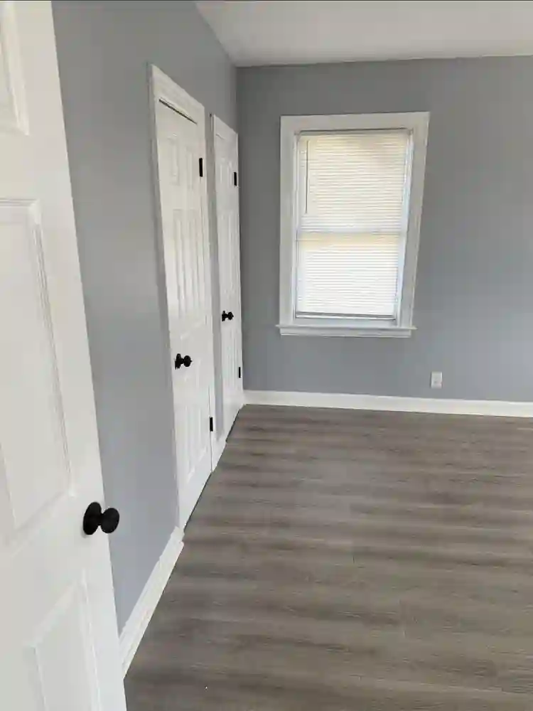 1 bedroom Downtown Milford