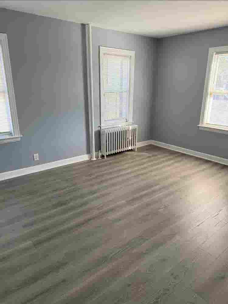 1 bedroom Downtown Milford