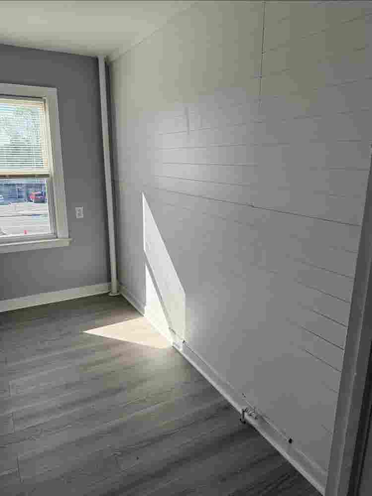 1 bedroom Downtown Milford