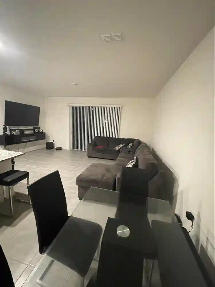 Habitación para rentar disponible