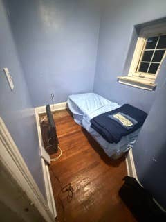 small room for rent