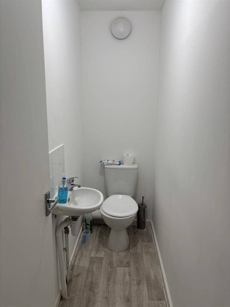 Looking for new housemate!