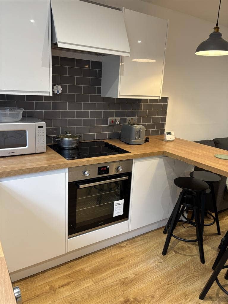 Looking for new housemate!