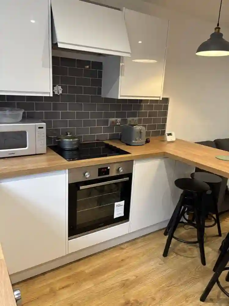 Looking for new housemate!