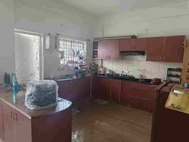 Looking for a flatmate