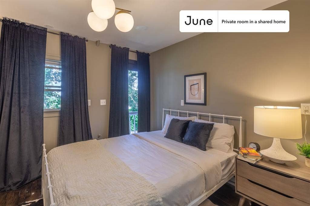 6 BR in Boston