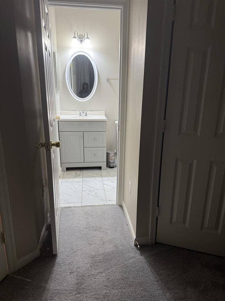 Modern Townhome Rooms For Rent