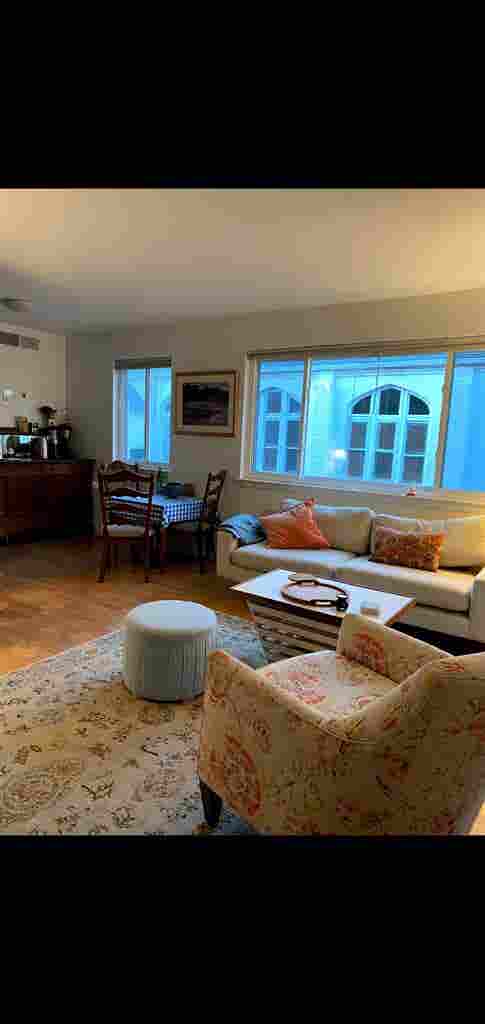 sq ft apt. in Capitol Hil