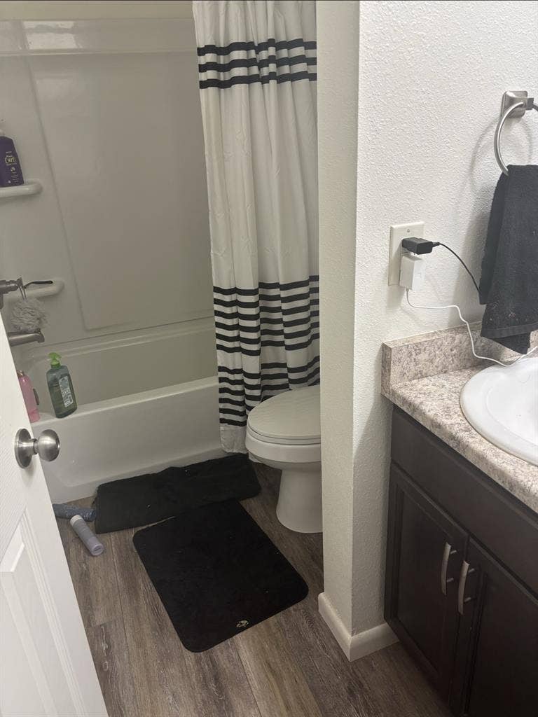 ROOMMATE NEEDED ASAP