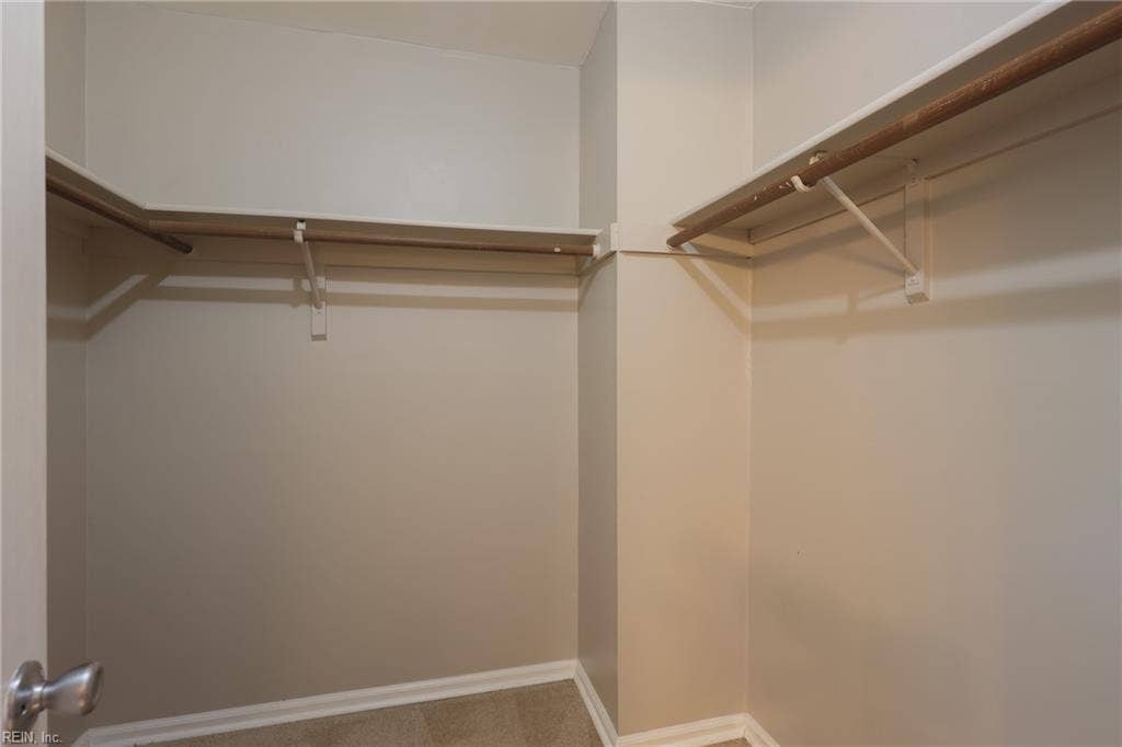 Full Bath All Utilities Included