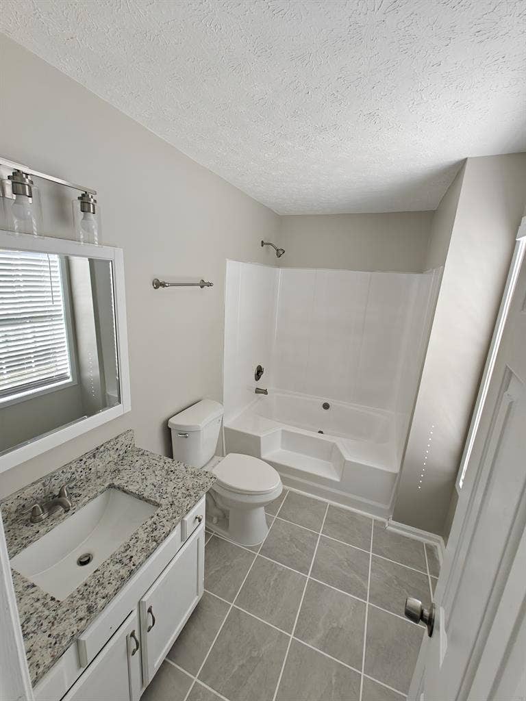 Private Room, fully renovated home