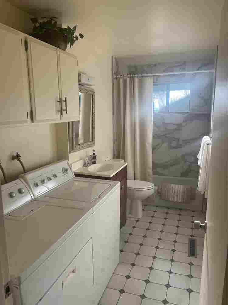 Fully Furnished Millcreek Apartment