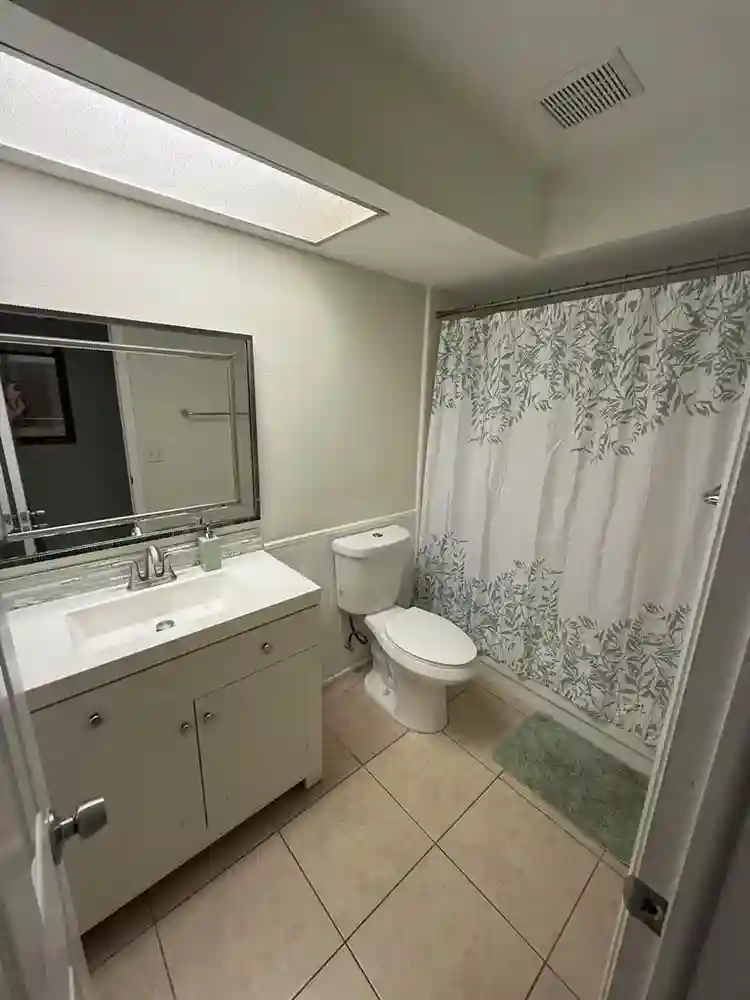 Private room and bathroom for rent!