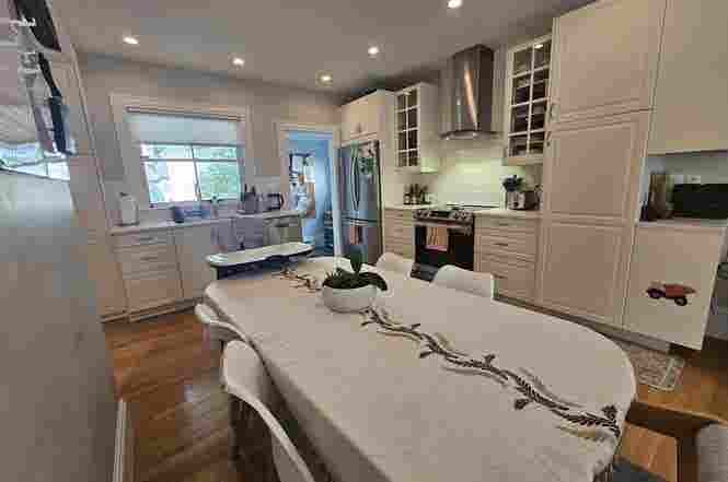 Furnished Beautiful Family House