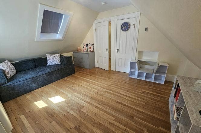 Furnished Beautiful Family House