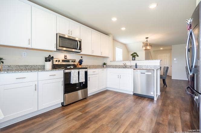 Room for rent utilities included