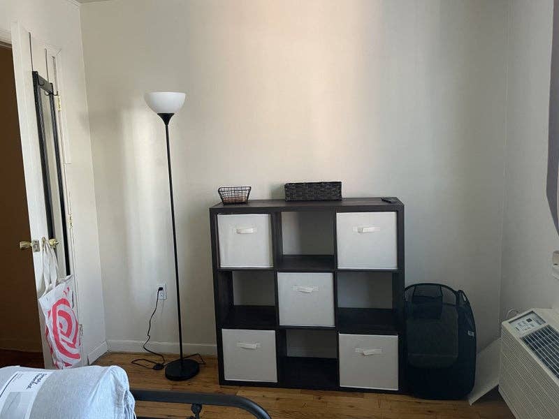 bedroom apt. Jan 5th