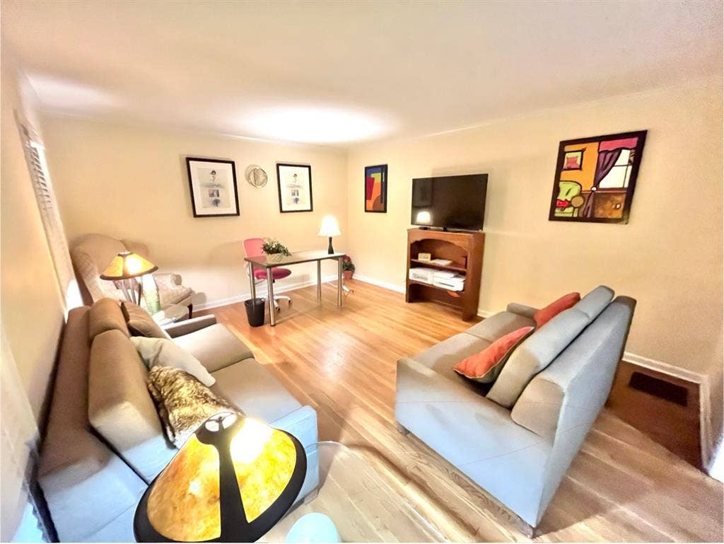 Private Room In Sandy Springs