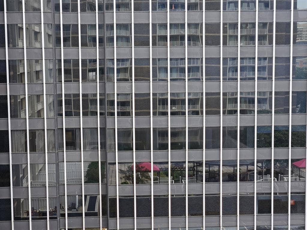 FRIENDSHIP HEIGHTS STUDIO FOR RENT