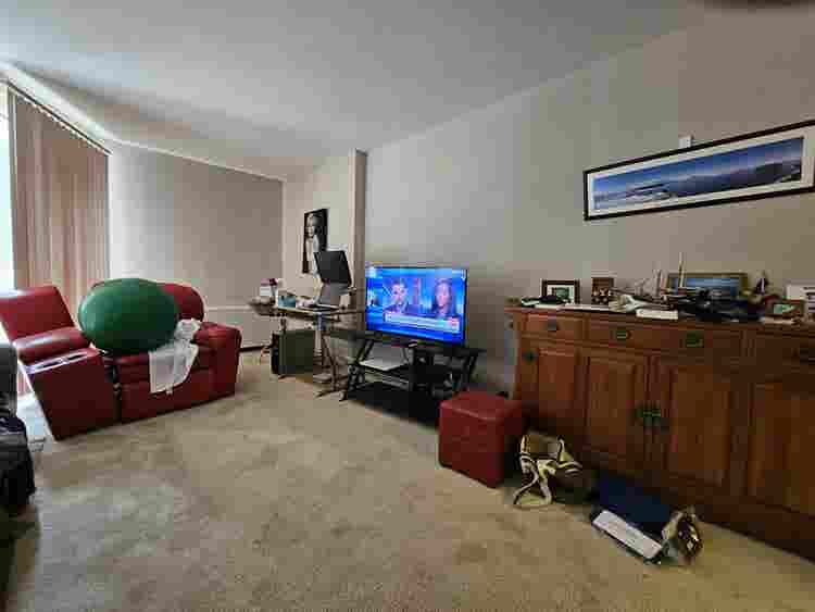 FRIENDSHIP HEIGHTS STUDIO FOR RENT