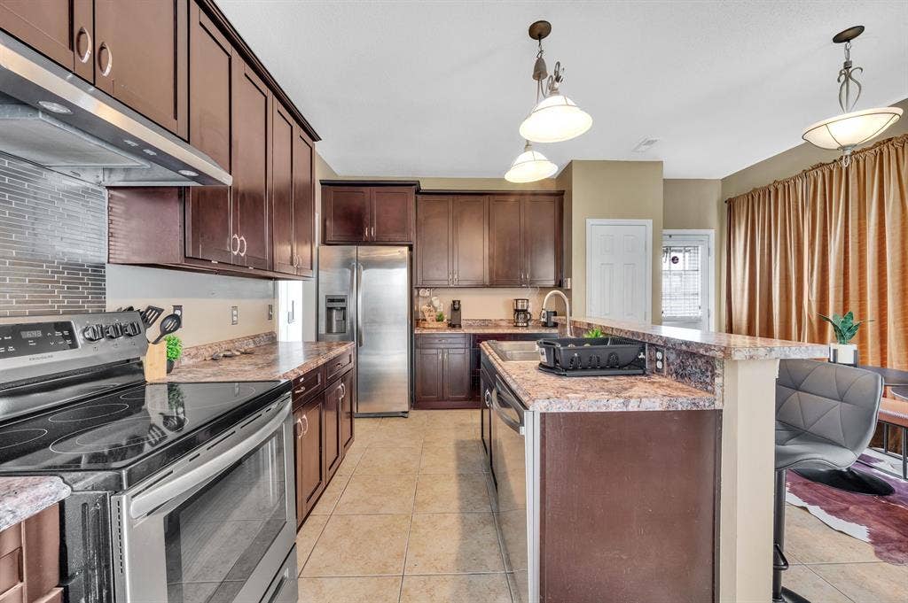 Room for Rent-Springhead Ln Charlot