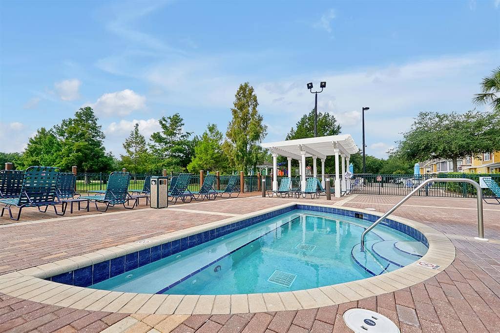 Furnished rooms for rent Kissimmee