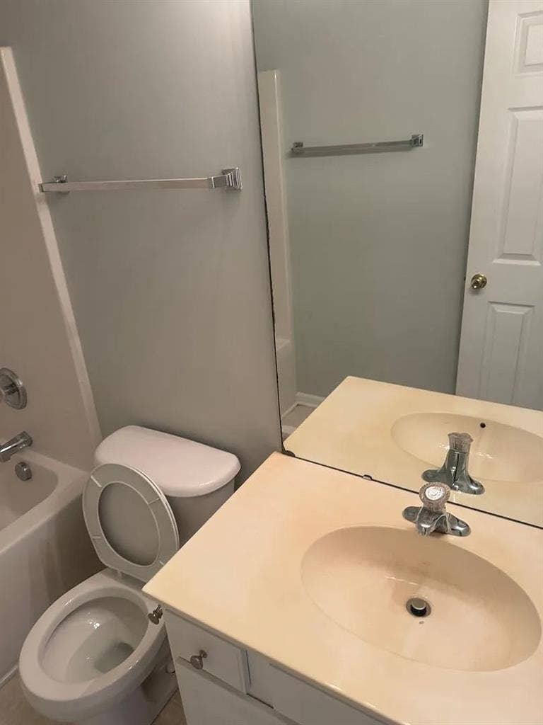 3 BR in Charlotte