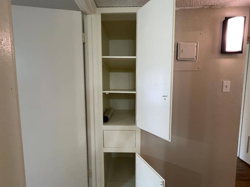 2 BR in Austin