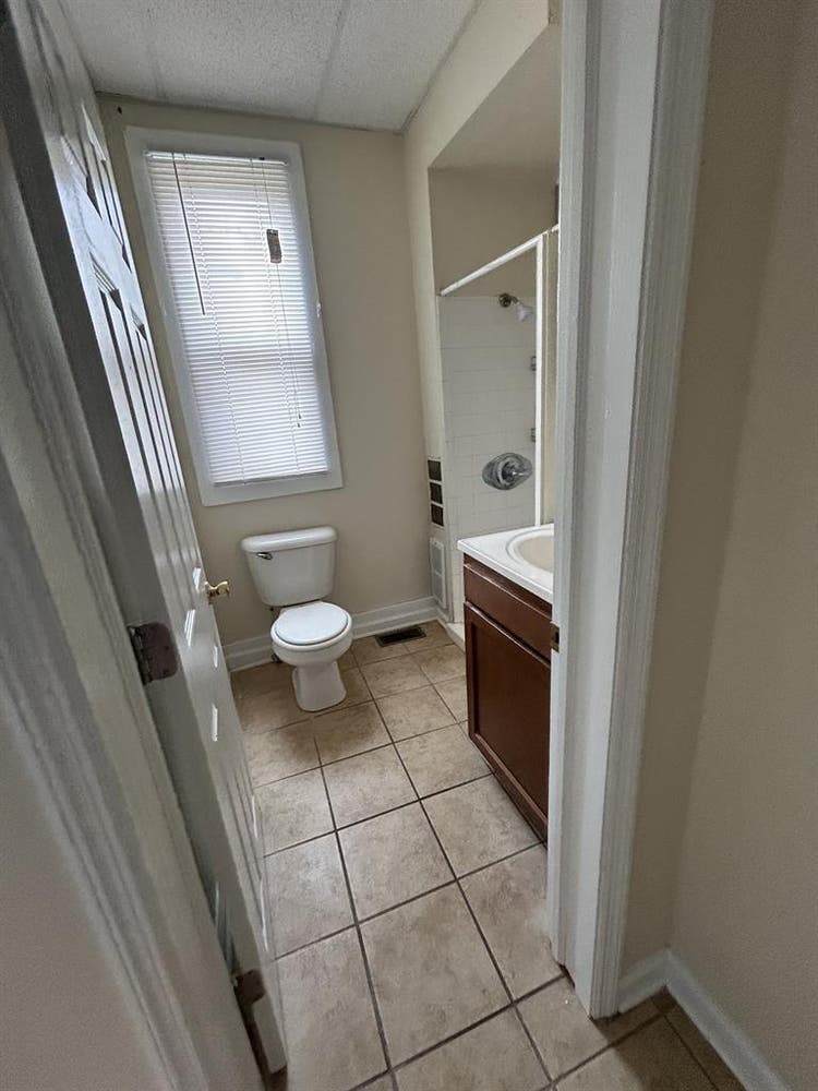 Take Over my Lease for SPRING