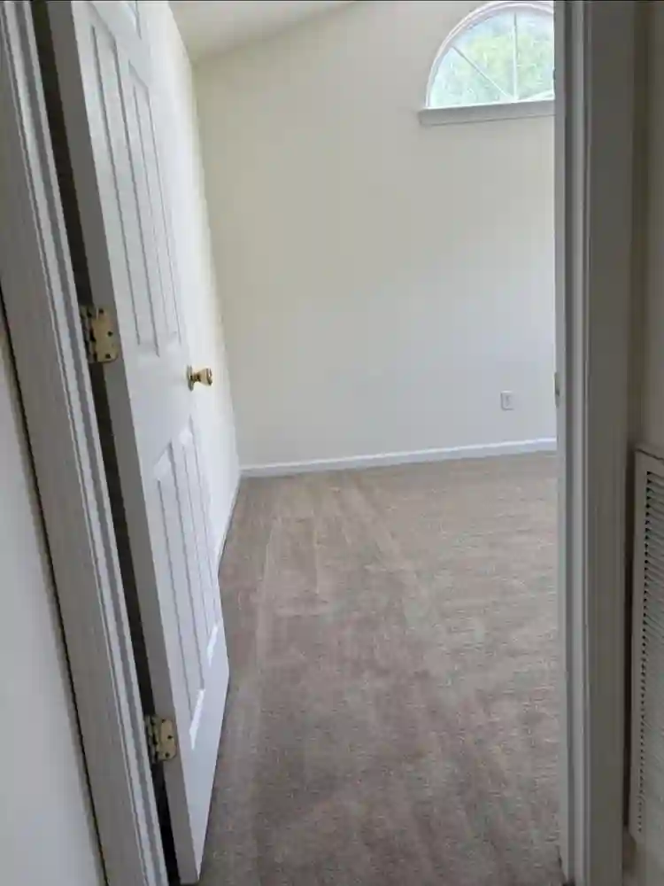 Room in Charlotte, Shared bath