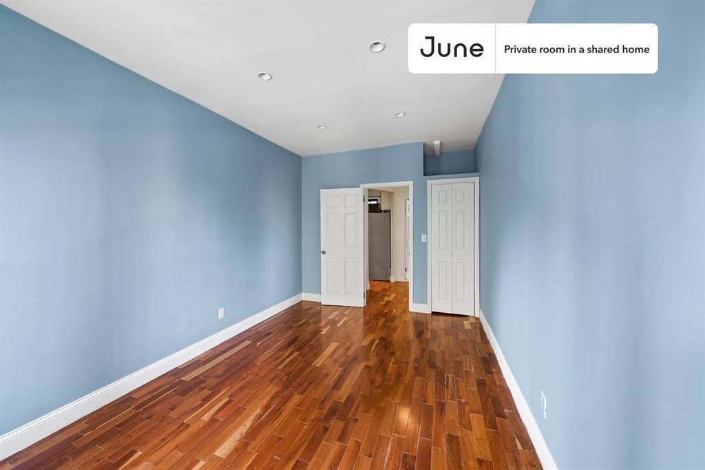 3 BR in New York City