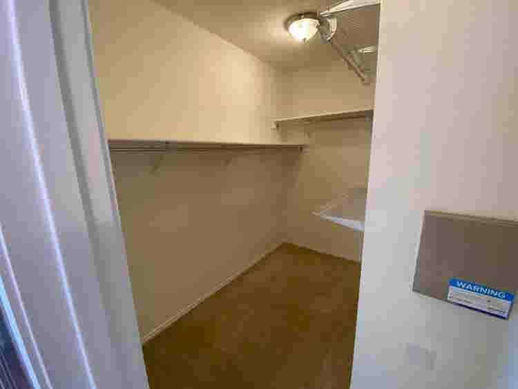 Master Bedroom - 1st Month Discount