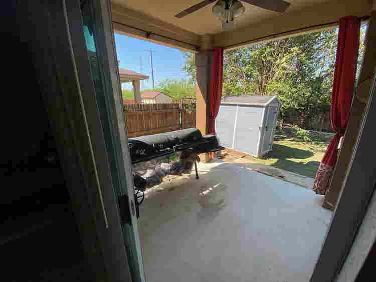 Master Bedroom - 1st Month Discount