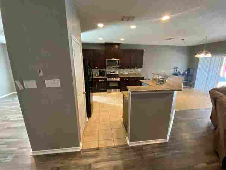 Master Bedroom - 1st Month Discount